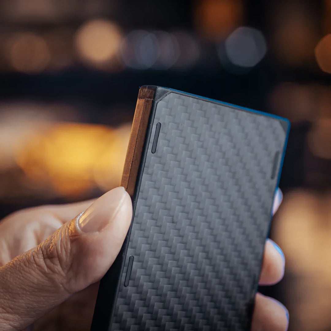 NB10000 Carbon Fiber Energy Brick (10,000mAh 3A GEN3)