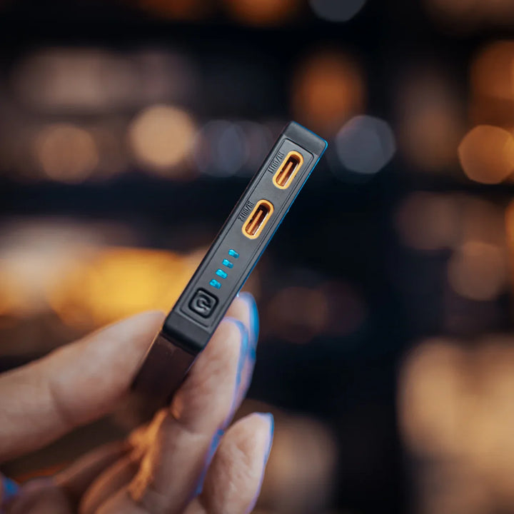 NB10000 Carbon Fiber Energy Brick (10,000mAh 3A GEN3)