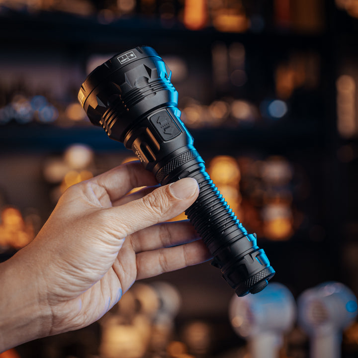 P40 - 2000 lumens