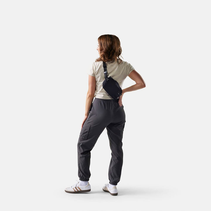 ReFraction Packable Sling 2L 2
