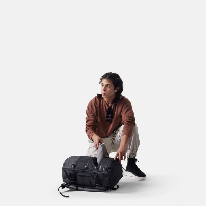SEG28 Travel Pack 8